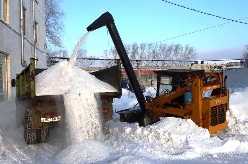 Лаповый снегопогрузчик СССР